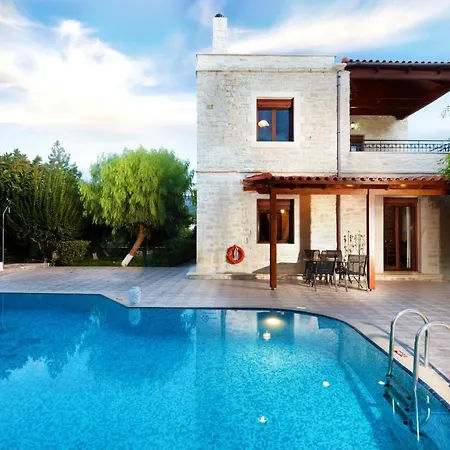 Villa Discrete Loutra